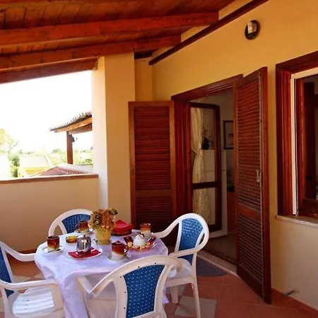 Three-room Near Sea *