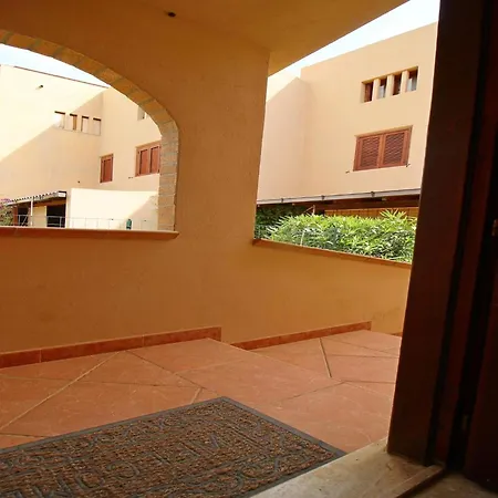 In Near White Sandy Beaches Διαμέρισμα